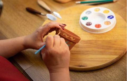 Terracotta pot painting