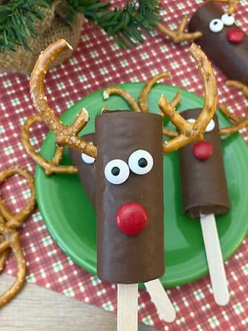 Reindeer Snack Cakes